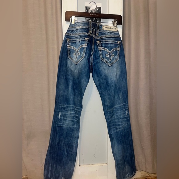 ROCK REVIVAL Jeans size 28! Bedazzled on the back pockets✨. Super cute Y2K! - Picture 6 of 7